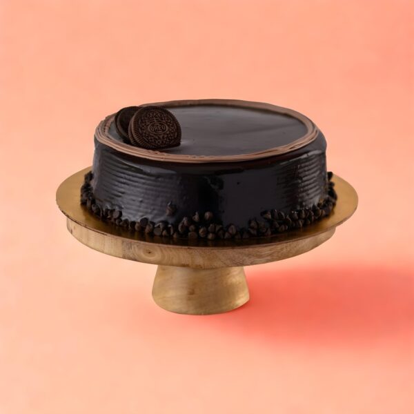Crunchy Chocolate Oreo Birthday Cake, Cake Square