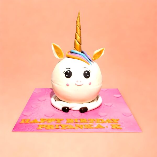 Unicorn theme pinata cake